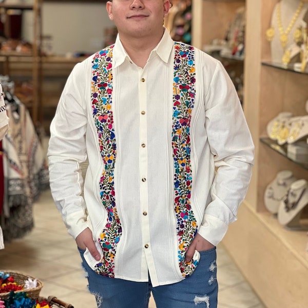Mens Mexican Traditional Shirt. Floral Embroidered Guayabera for Men. Formal Button Up Shirt. Traditional Style Long Sleeve Shirt.