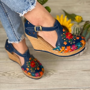 Mexican Wedge Sandal. All size Boho-Hippie Vintage. Mexican Leather Sandal. Floral Embroidered  Heels. Mexican Heels. Colorful Wedge Heels.