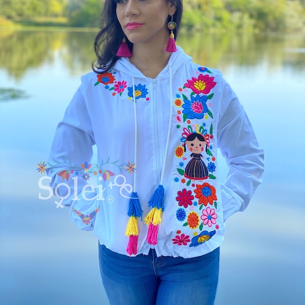 Womens Mexican Embroidered Windbreaker. Floral Embroidered Jacket. Mexican Artisanal Windbreaker. Fall Jacket. Authentic Mexican Jacket.