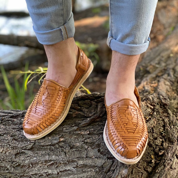 Men’s Artisanal Sandal. Mexican Leather Sandal. Mexican Huarache. Solid Color Sandal. Men’s Fashion Sandal. Fathers Day. Gifts for Him.