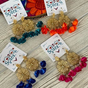 Mexican Floral Filigree Earrings. Gold Plated Filigree. Womens Flower Earrings. Dangle Earrings. Traditional Mexican Earrings.