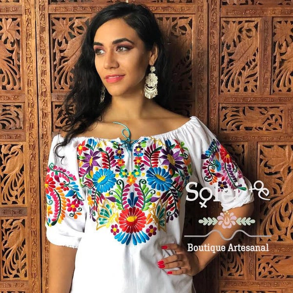 Front Tie Floral Embroidered Blouse. Off the Shoulder Blouse. Mexican Blouse. Frida Kahlo Style. Handmade in Mexico.