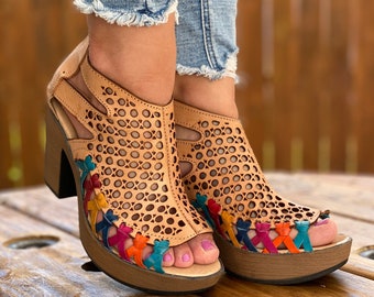 27 Comfy Pairs Of Heeled Sandals You Can Walk In All Day 27 Comfy Pairs Of Heeled Sandals You Can Walk In All Day