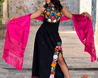 Mexican Floral Halter Dress. S - 2X. Embroidered Mexican Dress. Mexican Party Dress. Halter Top Dress. Mexican Typical Dress. Bohemian Style