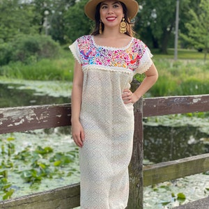 Long Embroidered Dress Made on a Loom. Maxi Dress. Typical Mexican Dress. Artisanal Handmade Dress. Traditional Mexican Style Dress.
