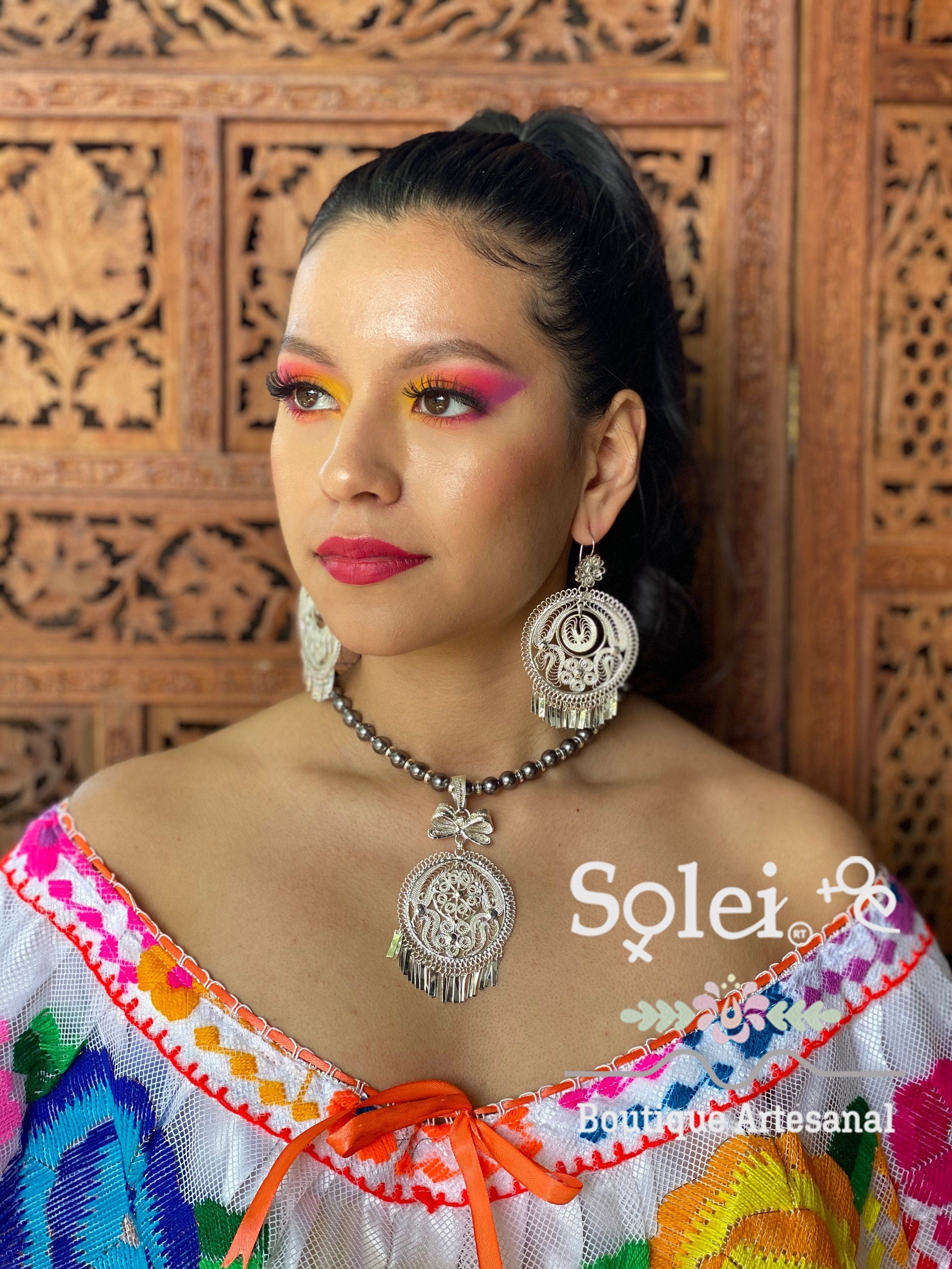 Traditional mexican best sale necklace