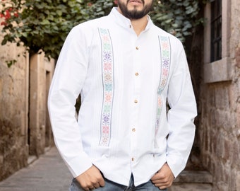 Mens Mexican Traditional Shirt. Ethnic Embroidered Guayabera for Men. Formal Button Up Shirt. Traditional Style. Mexican Fiesta. Wedding.