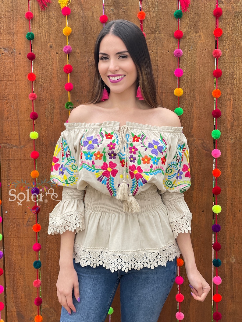 Floral Embroidered Mexican Blouse. Traditional Mexican Top. | Etsy