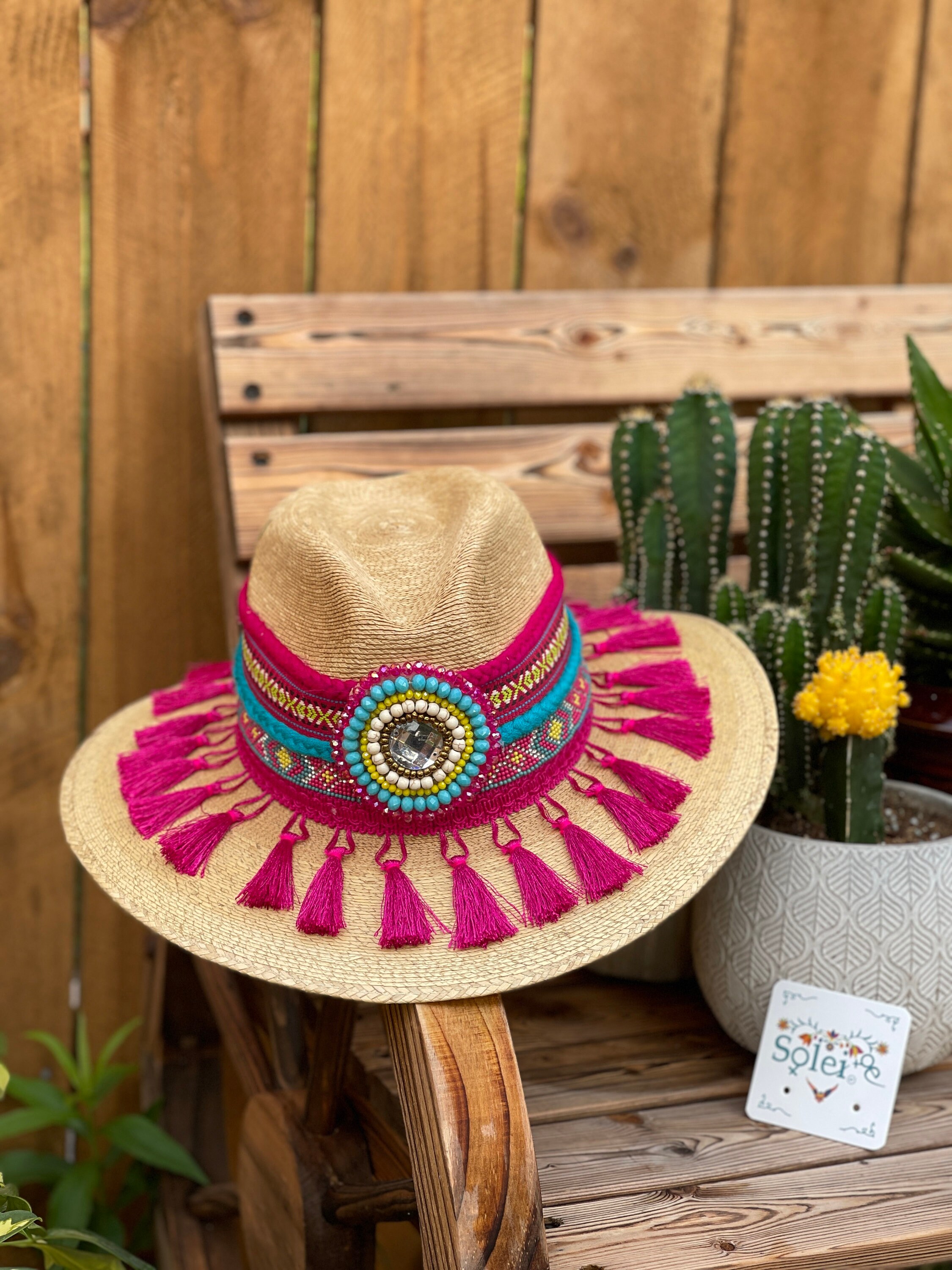 Mexican Artisanal Palm Hat. Mexican Hat 