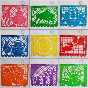 Decoraciónes Fiesta Mexicana. Papel Picado Tradicional. Bandera de Plástico. Bandera Mexicana. Decoración de 57 Pies. Envío Gratis.