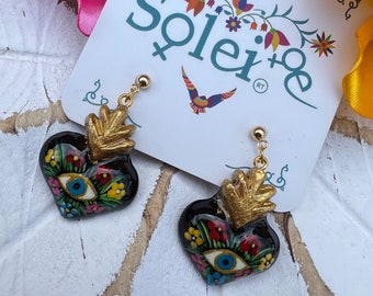 Hand Painted Artisanal Earrings. Dangle Heart Earrings. Mexican Floral Painted Earrings. Boho Hippie Style. Traditional Mexican Jewelry.