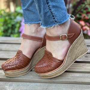 Mexican Leather Wedge Heels. All sizes Boho-Hippie Vintage. Mexican Artisanal Shoes.  Mexican Leather Heels. Leather Heels with Buckle.