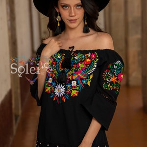 Embroidered Mexican Blouse. Size S - 3X. Plus Size Floral Blouse. Traditional Mexican Top. Mexican Artisanal Top. Ethnic Style. Latina Style