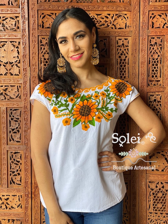 Blusa Bordado Girasol. Huipil Mexicano Artesanal. Frida Kahlo. | Etsy España