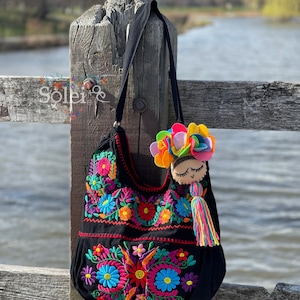 Mexikanische Frida Kahlo Morral Tasche. Bestickte Blumen Tasche. Traditionelle bestickte Geldbörse mit Quaste. Bunte mexikanische Tasche. Florale Geldbörse.