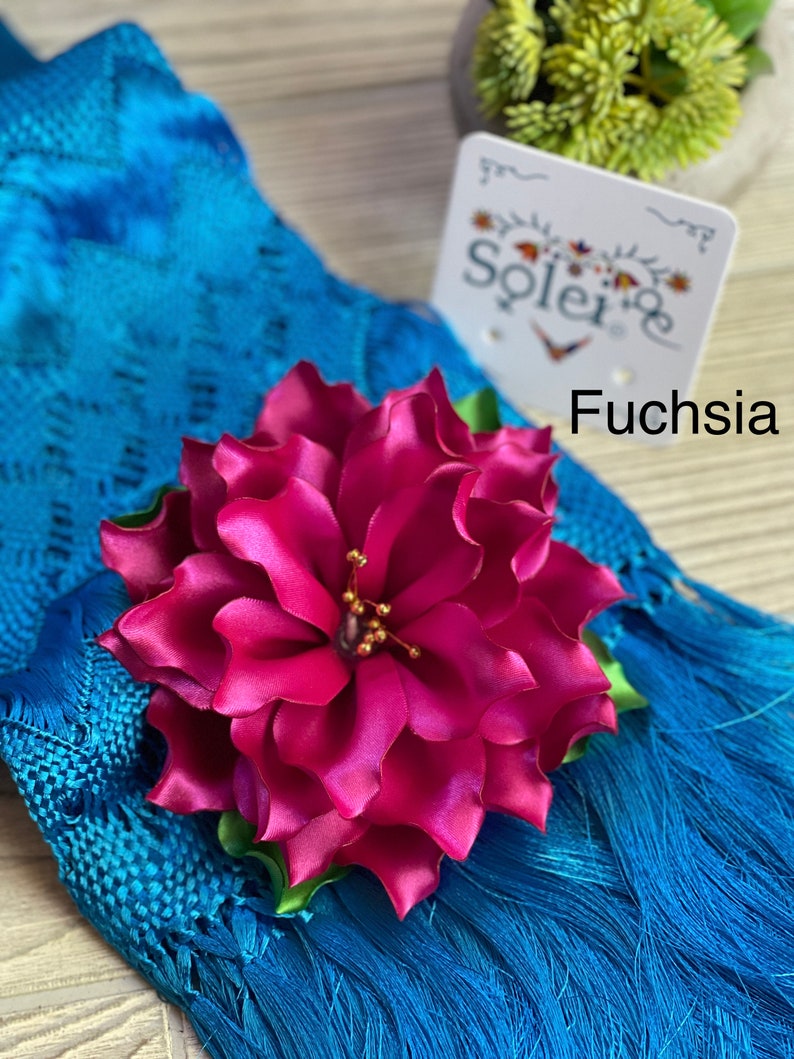 Traditioneller mexikanischer Blumen Haarschmuck. Frauen Blumen Kopfschmuck.Traditionelle mexikanische Accessoires. Mexikanische Folklore Fuchsia