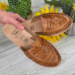 Mexican Artisanal Sandal. All sizes Boho-Hippie Vintage Sandals. Mexican Leather Mules. Solid Color Sandals. Mexican Huarache Sandal.