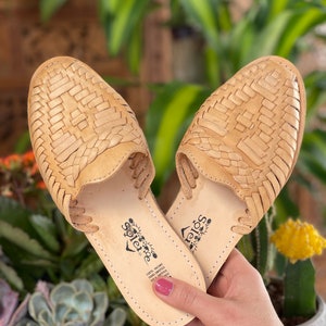 Mexican Artisanal Sandal. All sizes Boho-Hippie Vintage Sandals. Mexican Leather Mules. Solid Color Sandals. Mexican Huarache Sandal. image 9