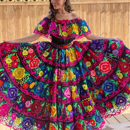Vestido Mexicano Tradicional Chiapaneco. Vestido Folklórico de - Etsy México Vestido Mexicano Tradicional Chiapaneco. Vestido Folklórico de - Etsy México