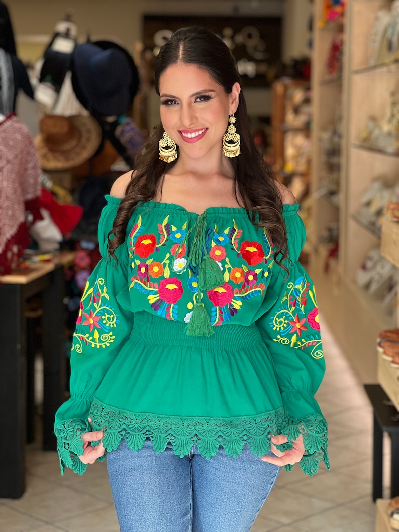 Floral Embroidered Mexican Blouse. Size S 2X. Floral Long Sleeve Blouse with Lace. Mexican Artisanal Top. Off the Shoulder blouse. Verde