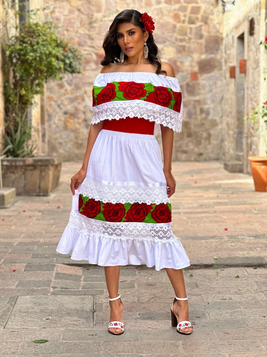 mexican-traditional-dress-floral-embroidered-dress-mexican-fiesta