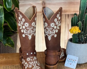 Botas Mexicanas de Piel Bordadas. Botas Vaqueras para Mujer. | Etsy México