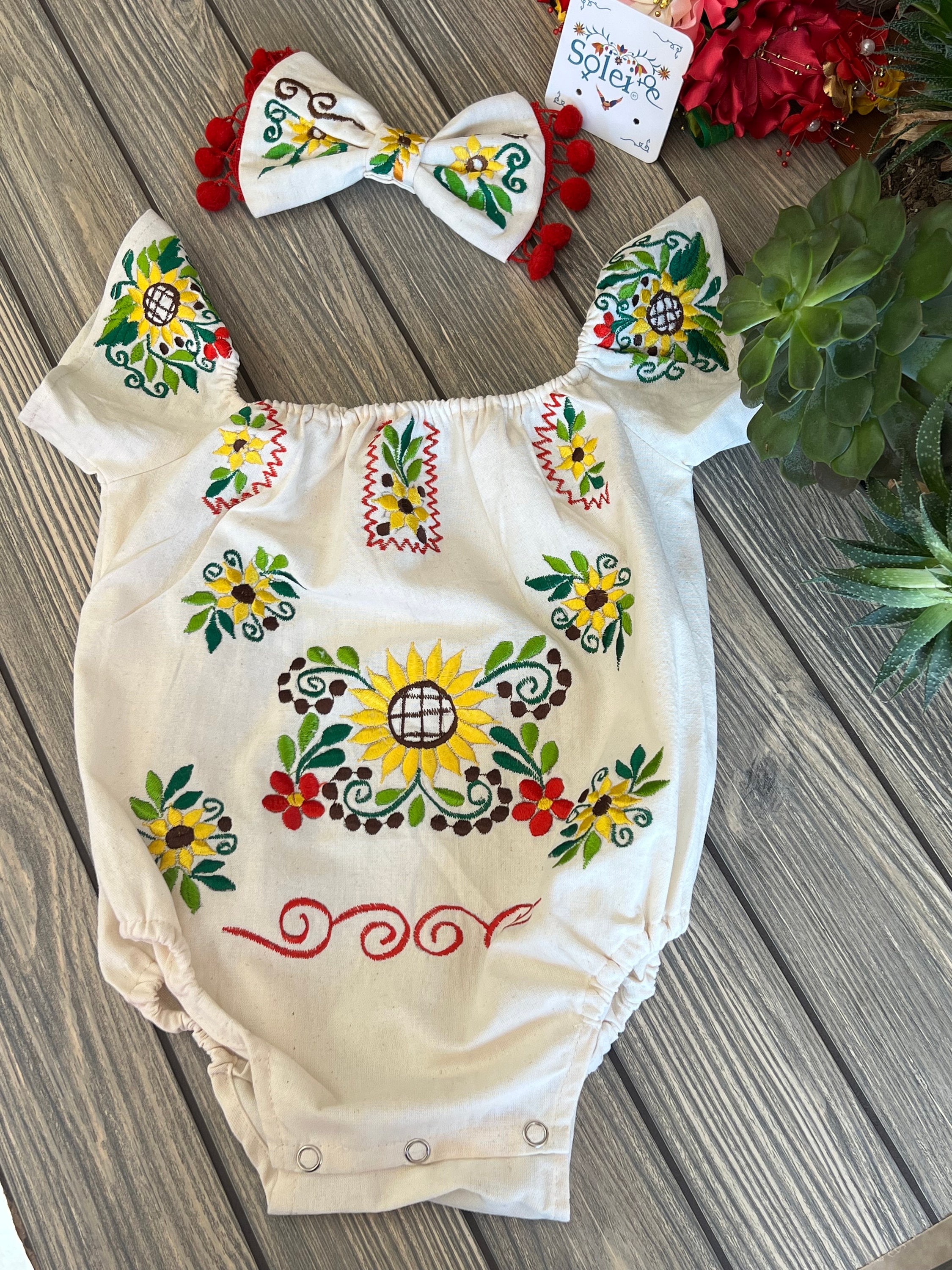 Pañalero Blanco Pau00f1alero Bordado Hecho A Mano Color Rosa Para