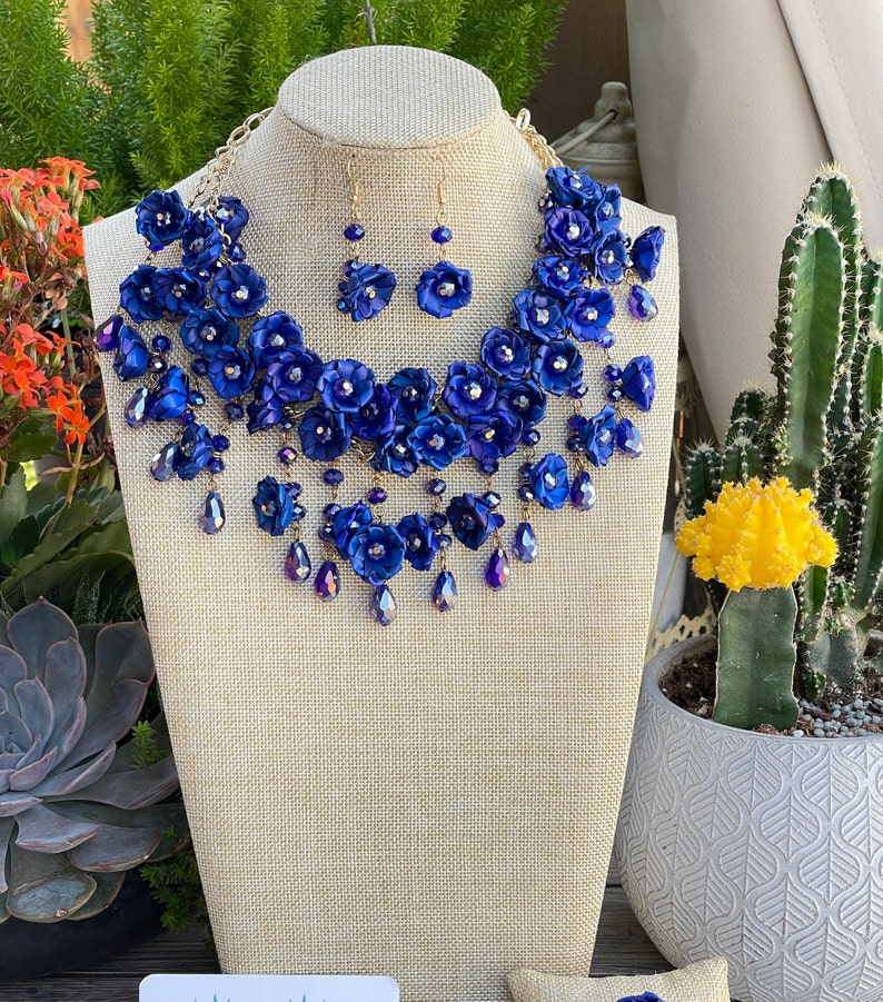 Mexican Artisanal Palm Leaf Jewelry Set. Palm Leaf Flower Necklace & Earrings. Floral Jewelry. Handmade Jewelry. Ethnic Necklace. Royal Blue