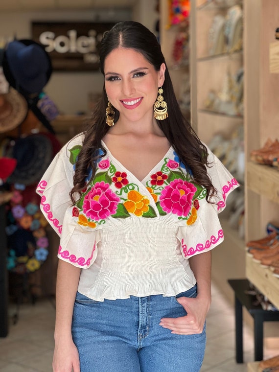 Mexican Embroidered Floral Top. Size S 