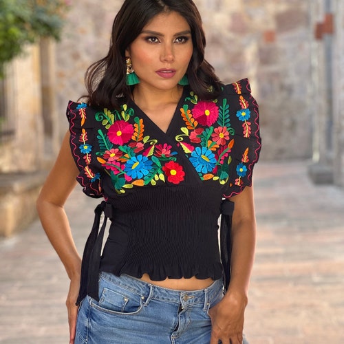 Floral Butterfly Sleeve Crop Top. Mexican Embroidered Floral - Etsy Canada