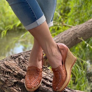 Sandales compensées mexicaines. Vintage Boho-hippie toutes tailles. Sandale mexicaine en cuir. Sandale d'été. Escarpins traditionnels mexicains. Escarpins compensés en cuir. image 10