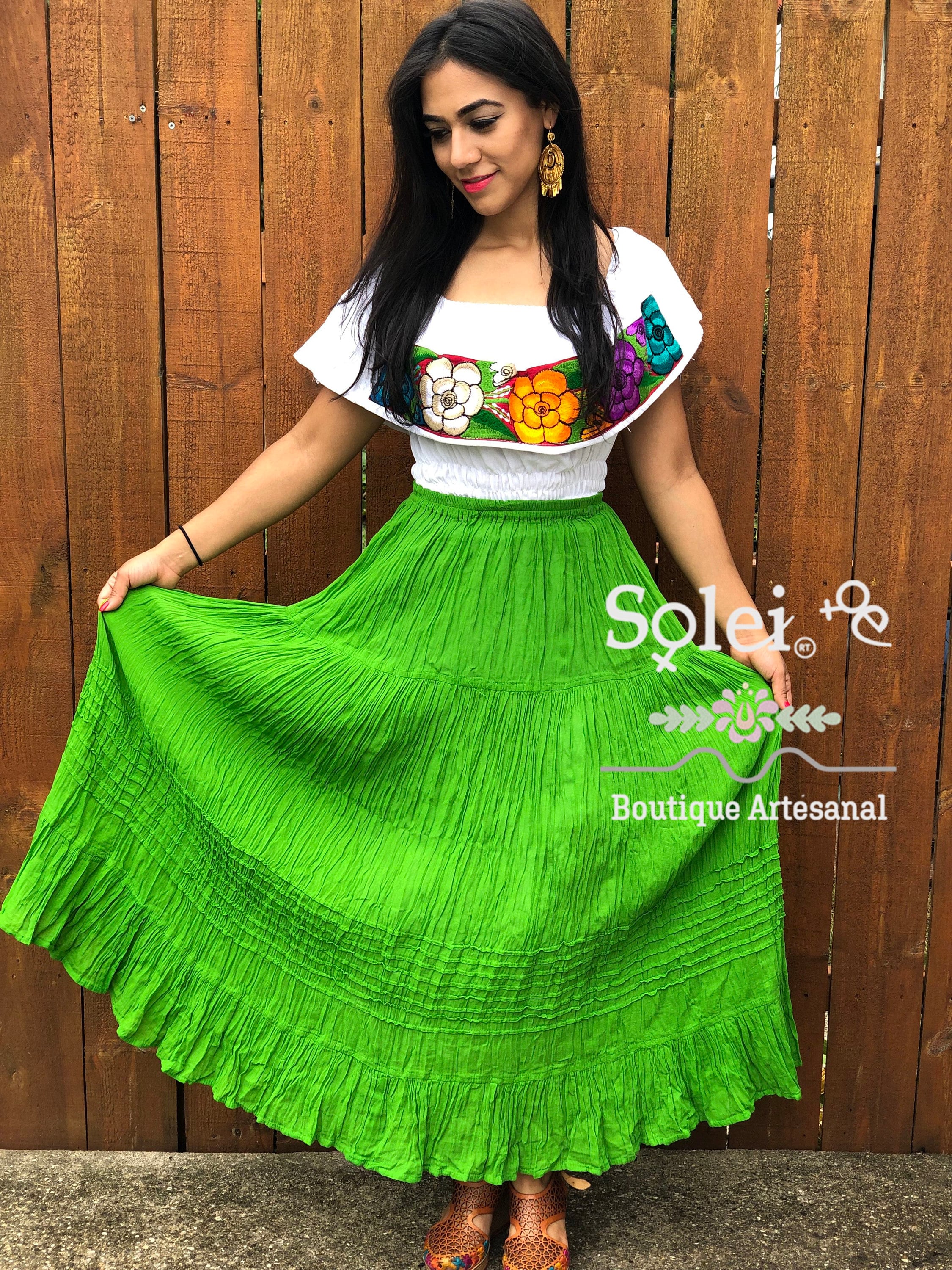 Jupe longue mexicaine. Jupe coloree mexicaine. Jupe longue traditionnelle. Jupe a volants. Jupe tendance. Jupe boheme. Fabrique au Mexique. Etsy France