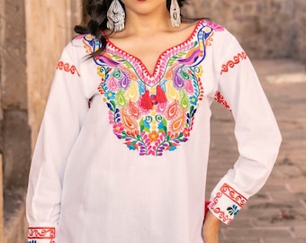＊Ameri VINTAGE＊GLITTER EMBROIDERY BLOUSE Mexican Peacock Embroidered Blouse. Size S - 3X. Multicolor