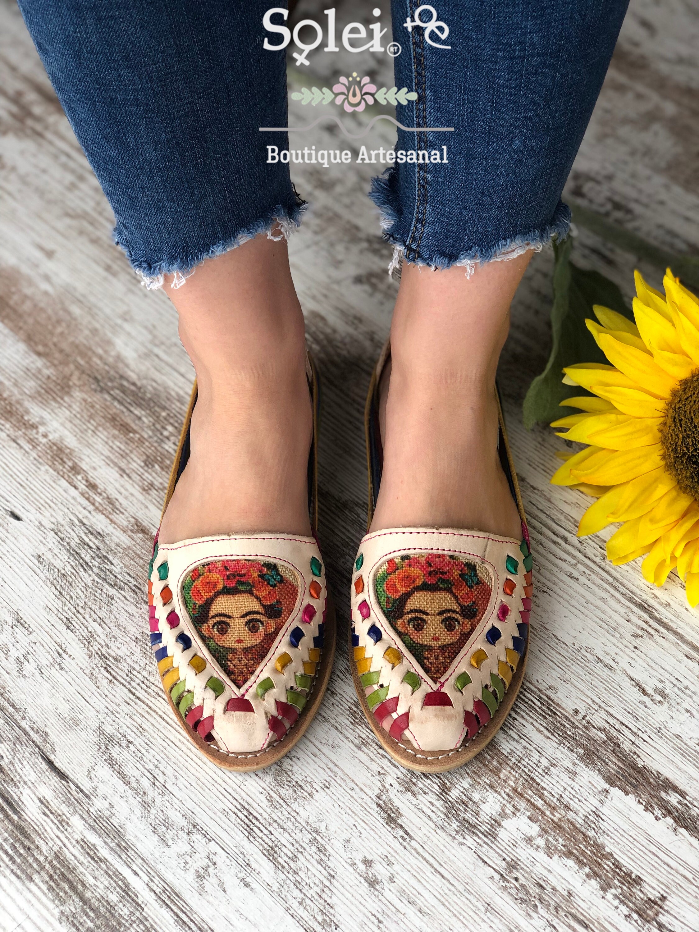 Huarache Artesanal Frida Kahlo. Zapato Mexicano de Cuero