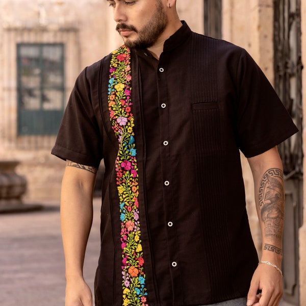 Mens Mexican Traditional Shirt. Sizes S - 2X. Floral Hand Embroidered Guayabera for Men. Formal Button Up Shirt. Traditional Style Shirt.