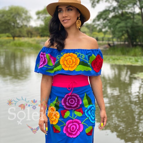 Shoulder Floral Dress. Mexican Floral 