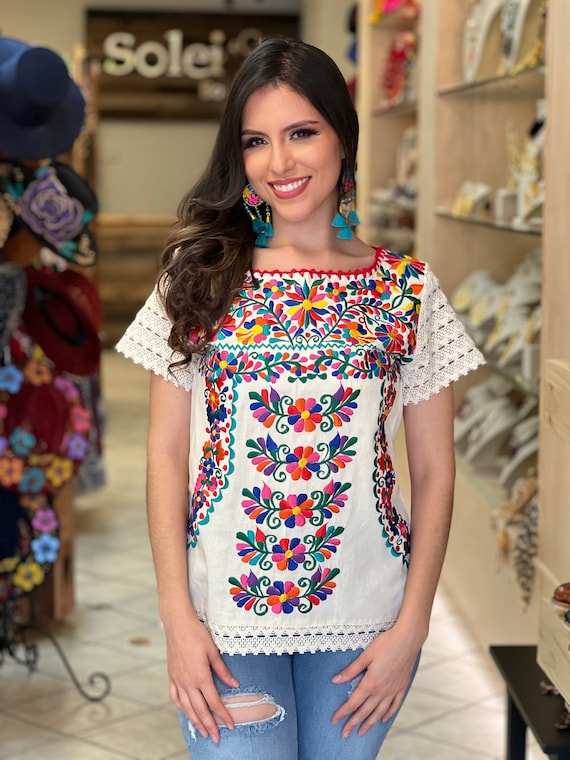 Margaret Mitchell El principio máscara Blusa Mexicana Floral Bordada. Talla S 3X. Blusa Tradicional - Etsy México Margaret Mitchell El principio máscara Blusa Mexicana Floral Bordada. Talla S 3X. Blusa Tradicional - Etsy México