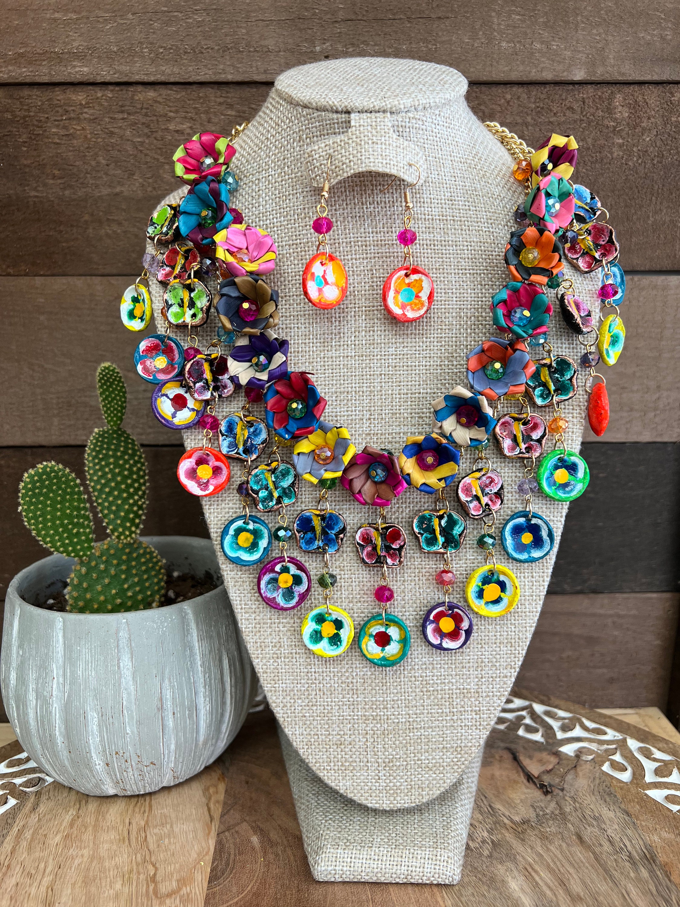 Mexican Artisanal Palm Leaf Jewelry Set. Flower Necklace