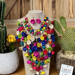 Mexican Artisanal Flower Jewelry Set. Typical Mexican Necklace & Earrings. Handmade Traditional Jewelry. Woven Palm Necklace. Floral Jewelry