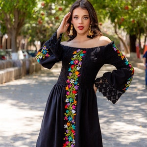 Floral Embroidered Bell Sleeve Dress. Embroidered Mexican Lace Dress. Typical Mexican Dress. Ethnic Style Dress. Boho Hippie Style Dress.