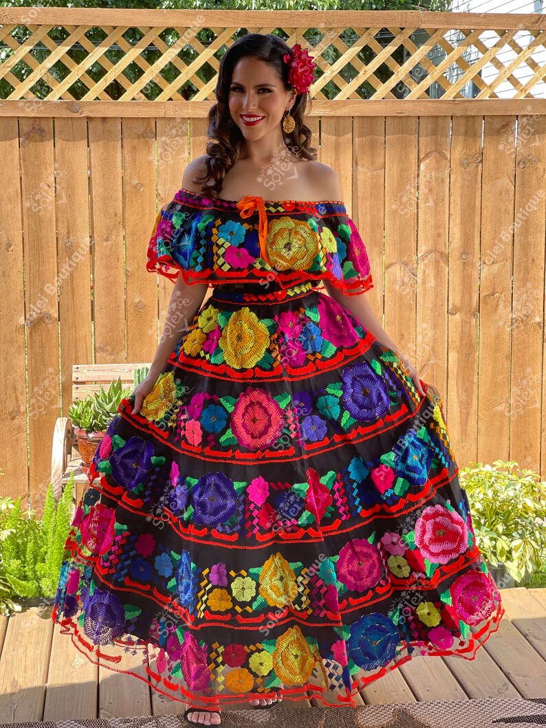 Traditional Mexican Chiapaneco Dress. Yarn Embroidered Dress. Etsy