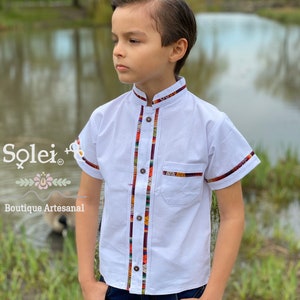 Boys Mexican Traditional Shirt. Guayabera for Boys. Boys Button Up Shirt. Kids Mexican Guayabera. Traditional Style.