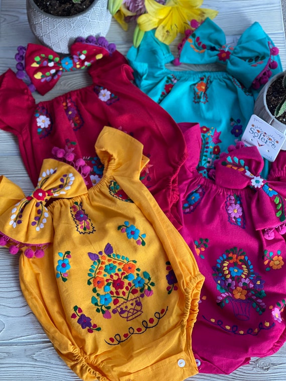 Pañalero Mexicano Tradicional para Bebe. Mono de Bebe Bordado Floral. Ropa  de Bebe Auténtica Mexicana. Ropa Bebe Mexicana estilo Etnico. -  México