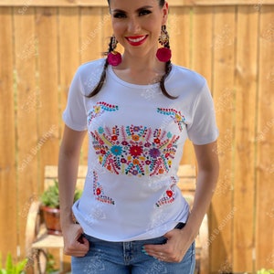 Floral Embroidered T-Shirt. Artisanal Mexican T-Shirt. Colorful Mexican Flowers. Floral Shirt. Mexican Basic Tee. Hippie-Boho Style Top.