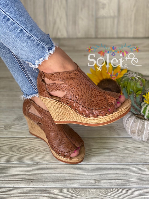 Mexican Leather Wedge Heels. All Sizes Boho-hippie Vintage. Mexican  Artisanal Shoes. Mexican Leather Heels. Leather Heels With Buckle. -   Hong Kong