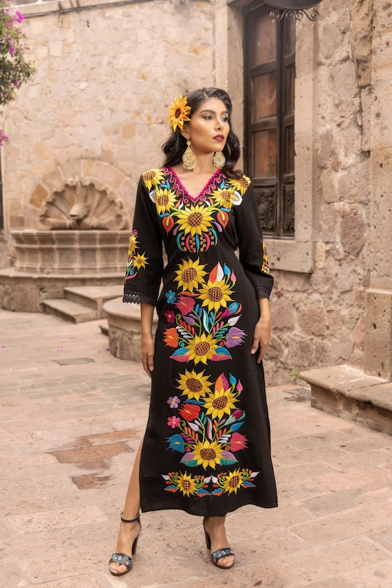 Vestido Mexicano Bordado Girasol. Tallas S 3X Vestido Mexicano