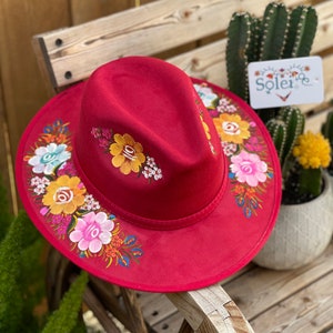 Artisanal Hat Frida Medallion Suede Navy Blue 603666
