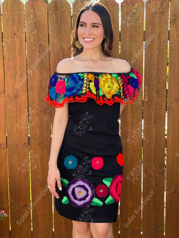 Vestido Mexicano con Volantes. Vestido Floral Bordado a Mano. Vestido Tipico Mexicano. Vestido Dama de Honor. Vestido Fiesta Mexicana. Etsy Mexico