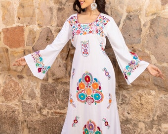 Maxi Floral Embroidered Dress. Latina Fashion Dress. Mexican Style Dress. Mexican Formal Dress. Bridesmaid Dress. Ethnic Style. Plus Size.