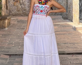Mexican Floral Strapless Dress. Hippie-Boho. Hand Embroidered Mexican Dress. Mexican Party Dress. Mexican Typical Dress. Ethnic Style.